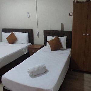 Economy Kamer met Twee Aparte Bedden